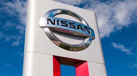 Nissan Extended Warranty: Reviews, Cost & Coverage (2022)