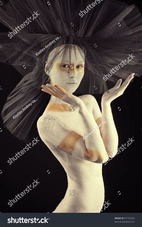 Nude Bodypainting Images Stock Photos D Objects Vectors Shutterstock