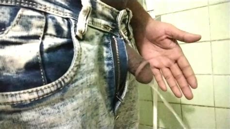 男尿亚洲bbc Pornhub Gay