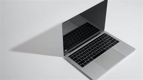 В России рекордно подешевели ноутбуки - Hi-Tech Mail