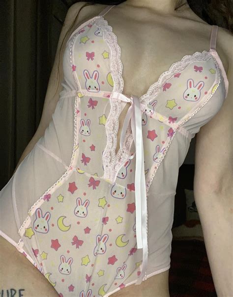 DM And Upvote For A Freebie Nude In Ur Inbox Scrolller