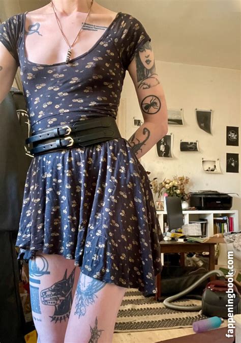 Vinted EBay Nude OnlyFans Leaks Fappening FappeningBook