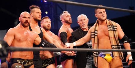 Wrestling Aew Blood Guts Inner Circle E Pinnacle Alla Sfida Pi