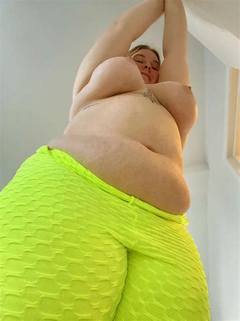 Its Hard Being This Chubby Nudes Chubby NUDE PICS ORG