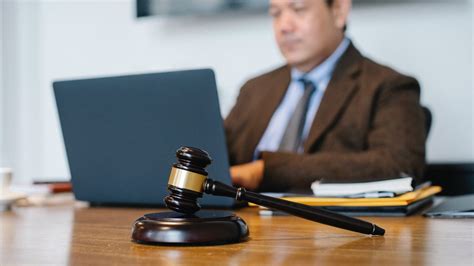 How To Become A Lawyer Education Salary And Job Outlook Forbes