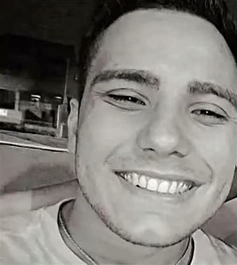 V T Nh Tu T Bikini L V Ng M T Khi Ch I B B I C G I H Ng Ch U C I K T Bi K Ch