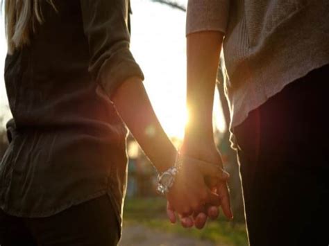 Meeting love sex and cheating know what happened then कपन म मलकत लव सकस और धख