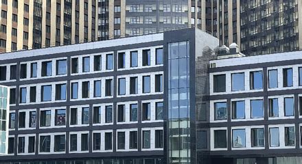 Стекло Pilkington архитектурного класса в остеклении БЦ «Питер» в ...