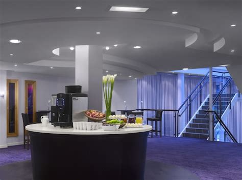 Radisson Blu Hotel Manchester, Airport Reviews, Deals & Photos 2024 ...