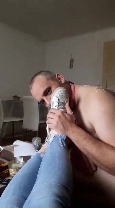 Les Baskets De Ma Maitresse Part Free Porn XHamster