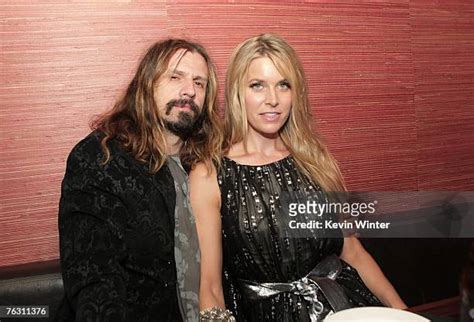Rob Zombie And Wife Photos and Premium High Res Pictures - Getty Images