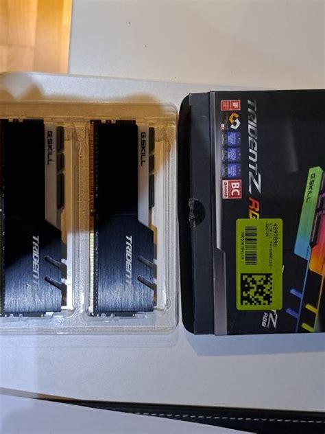 G.Skill Trident Z RGB Ram 32 GB (2x16 GB)