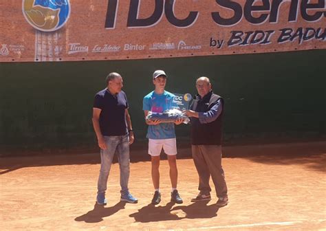 Nicolás Bellas campeón cadete en el TDC Series by Bidi Badu Murcia