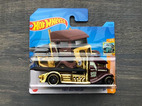 Fast Bed Hauler Gold Mattel Hot Wheels Hw Haulers Miniature Car Scale Model Collectible