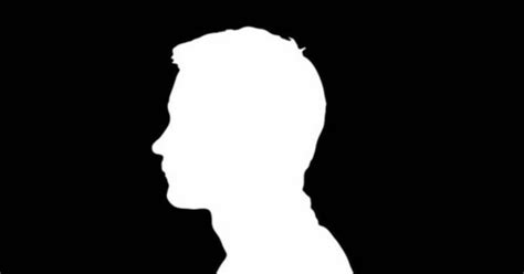 Cựu rapper hầu tòa vì tội quay lén clip sex