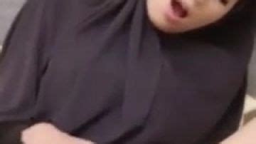 K T Amat R Onanerar Till Orgasm Porn