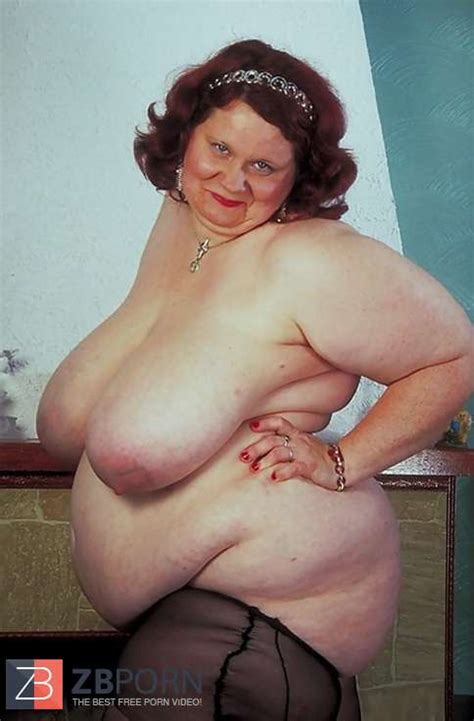 Saggy Boobs Mingle Three ZB Porn