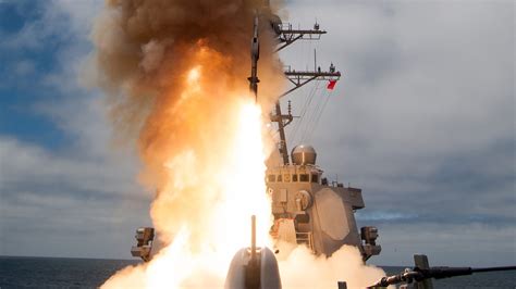 SM-2™ Missile | Raytheon