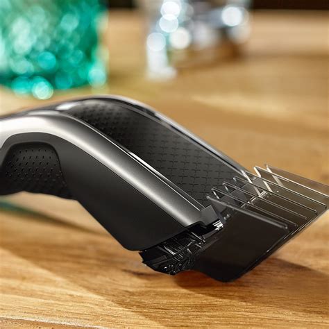 Aparador de Cabelo Philips HC5650/15 - Pente para Barba de 3 dias, Uso ...