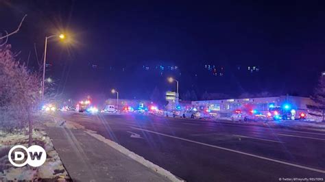 Ao Menos Morrem Em Ataque A Tiros Em Boate Gay Nos EUA DW