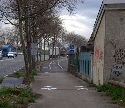 Décines Charpieu Le raccordement de la Voie lyonnaise 5 avec le