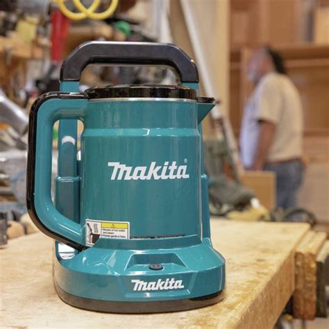 Makita 40V MAX XGT Lithium Ion Cordless Hot Water Kettle Tool Only