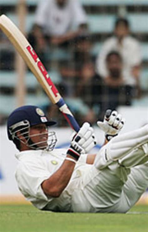 Sachin Tendulkar Falls Down Espncricinfo