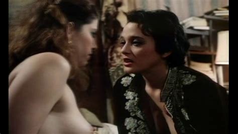 Naked Siobhan Hunter In Pretty Peaches 2