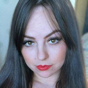 Bustychloeuk Reel Nude Leaks OnlyFans Fapomania