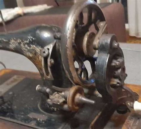 Швейная машина Singer купить | Бытовая техника | Festima.Ru – частные ...