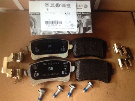 Audi A4 Auto Brake Parts Rear Brake Pad Set 8K0698451A Rear Axle ...