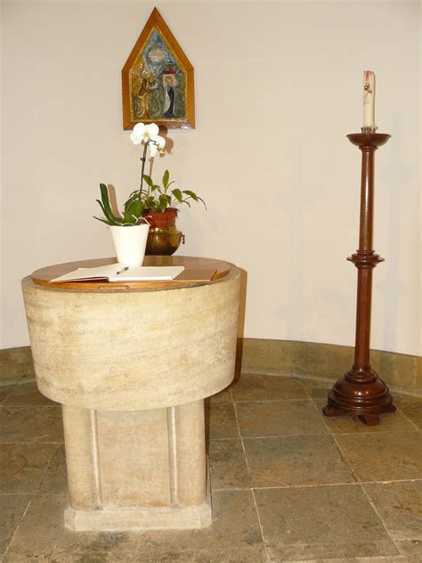 The holy water font | St Peter’s Church Eynsham