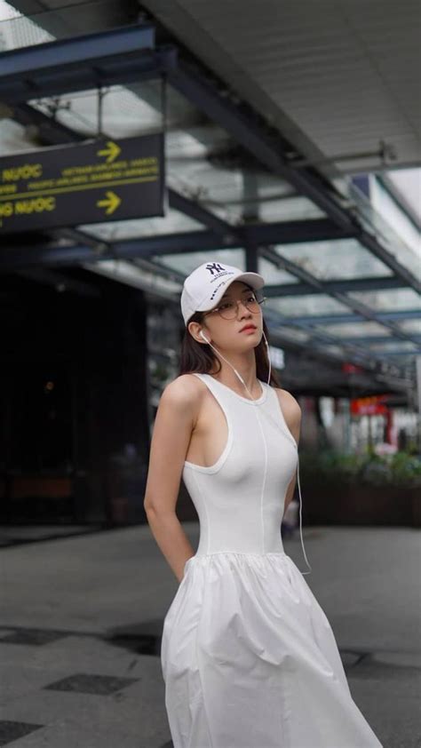 Rời quần áo tập cặp hot girl phòng gym Hà thành gây chú ý Người đẹp Việt Giải Trí