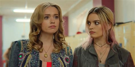 Sex Education có mùi thất bại nhưng đây là người được lợi nhất nữ