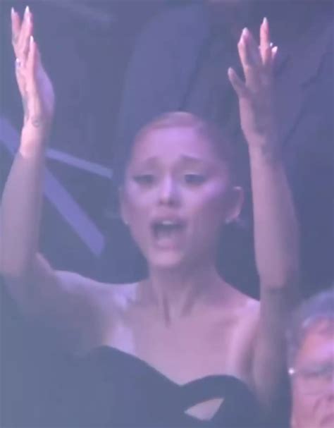 Body language analyst examines Ariana Grande's 'staged' response to