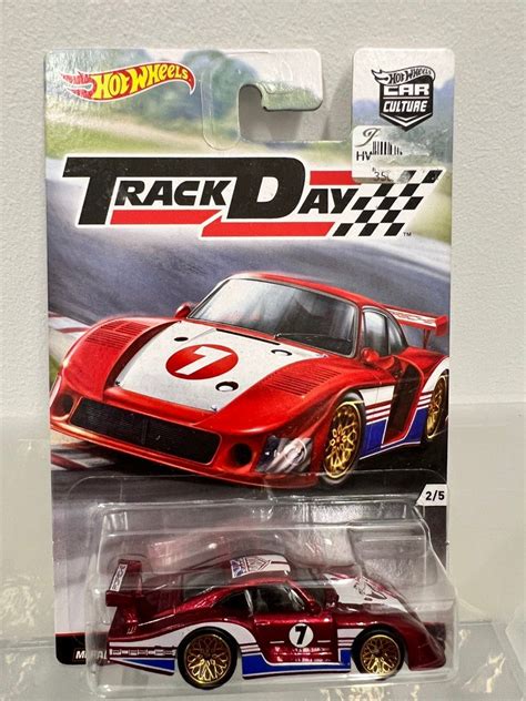 Hot Wheels Track Day Set Hobbies Toys Toys Games On Carousell