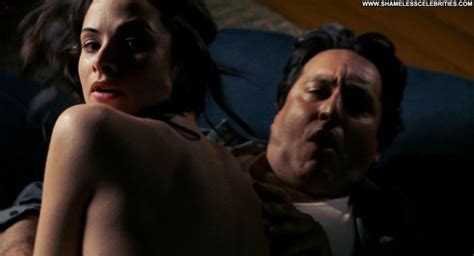 Mia Maestro Salma Hayek Lucia Bravo Frida Topless Posing Hot Nude