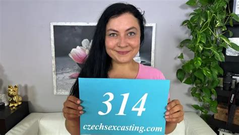 Skinny Slut Makes The Most Of A Casting Fuck Xhamster