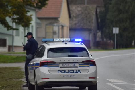 Provalio u srednju školu u Belom Manastiru i ukrao 15 tableta čitač