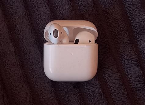 Как сбросить и синхронизировать беспроводные наушники между собой?