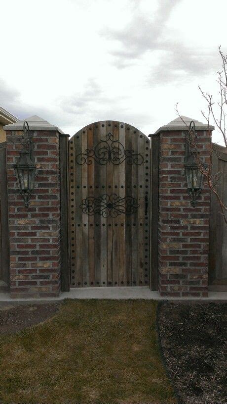 Tuscan Style Gate With Reclaimed Barn Wood