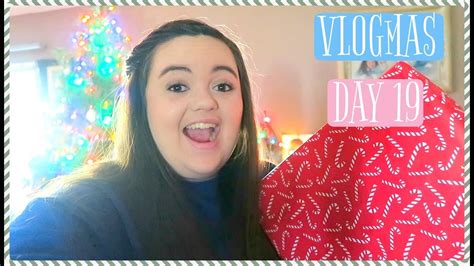 WE HAVE PRESENTS VLOGMAS DAY 19 YouTube