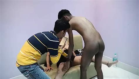 Selbstgedreht Dame Mit Zwei Schw Nzen Nach Sex Zu Dritt Gef Llt Xhamster