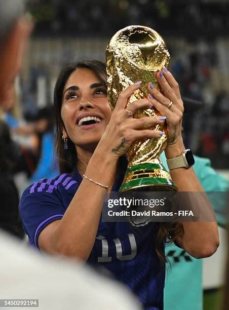 antonella rocuzzo fotos stock  high res pictures