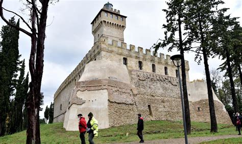 Rocca Delle Caminate Serinar Ottiene La Gestione