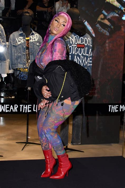 Nicki Minaj Braless Seethrough Boobs Hot Celebs Home