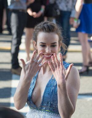 Elizabeth Henstridge Leaked Nude Photos And Videos