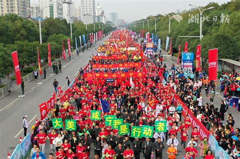 一位摄影记者眼中的2019：湖北70个高光瞬间 荆楚网 湖北日报网