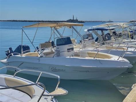 Noleggio Barca Senza Patente Blumax 19 Pro 2024 Marina Di Ragusa