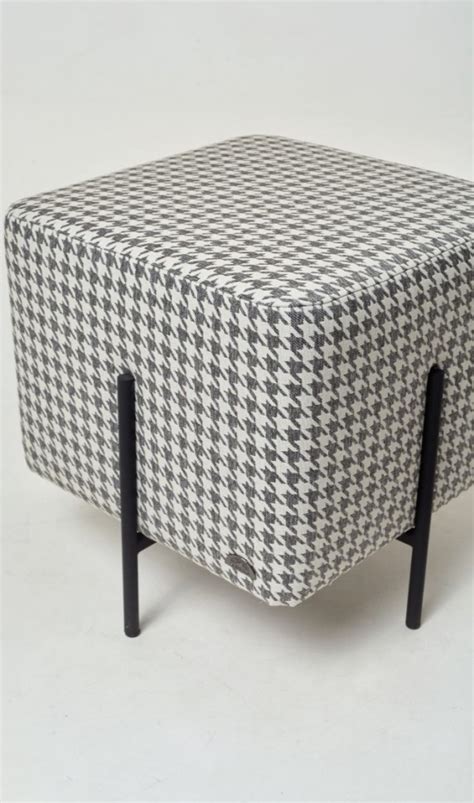 Пуф квадратный Bruno. Гусиная-лапка купить в Санкт-Петербурге от ...